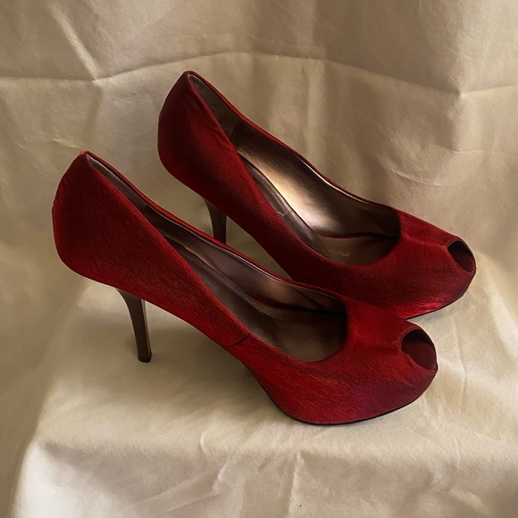 Guess Red Platform/Pumps *Like New* - Picture 4 of 4